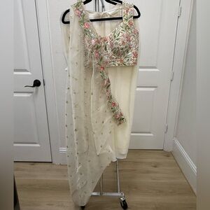 Chamee And Palak Lehenga With Matching Jewelry